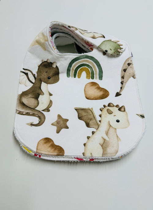 LITTLE WARRIOR & CO ORGANIC COTTON FEEDING BIB - DRAGONS MAGIC