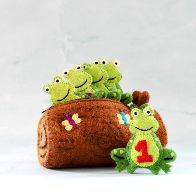 TARA TREASURES 5 LITTLE SPECKLED FROGS WITH LOG BAG FINGER PUPPET SET